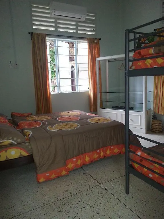 Family Villa @ The Neem 0*, Malacca マレーシア